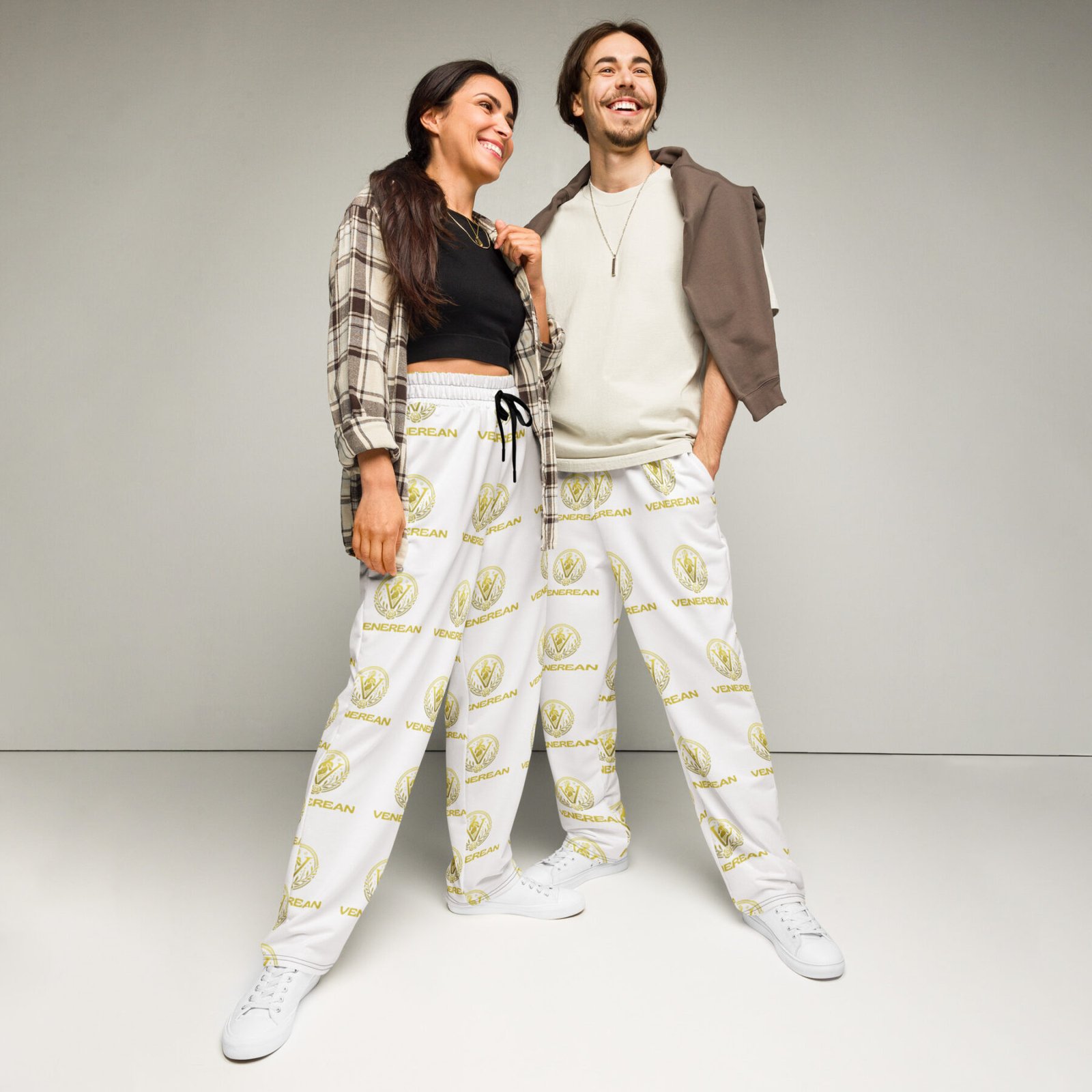 Venerean Retro Wide-Leg Joggers - '90s Inspired Comfort for Modern Lifestyles